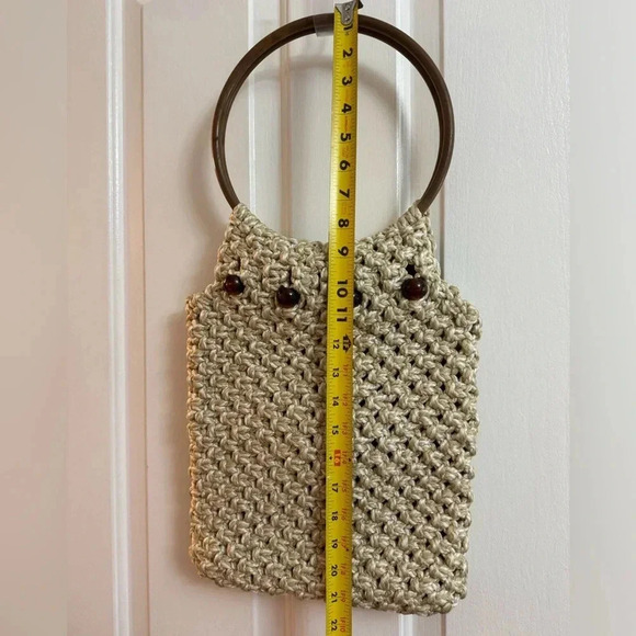 Vintage Handmade Macramé Purse Wooden Handles 70’s 80’s Hippy Kitschy Bohemian - Picture 10 of 13
